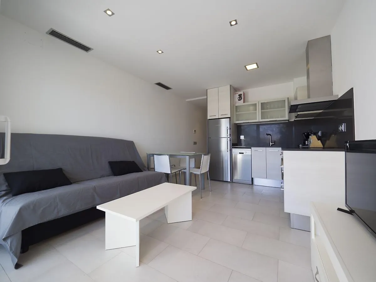 Inmosantos Oasis E2 Apartment Roses Spain